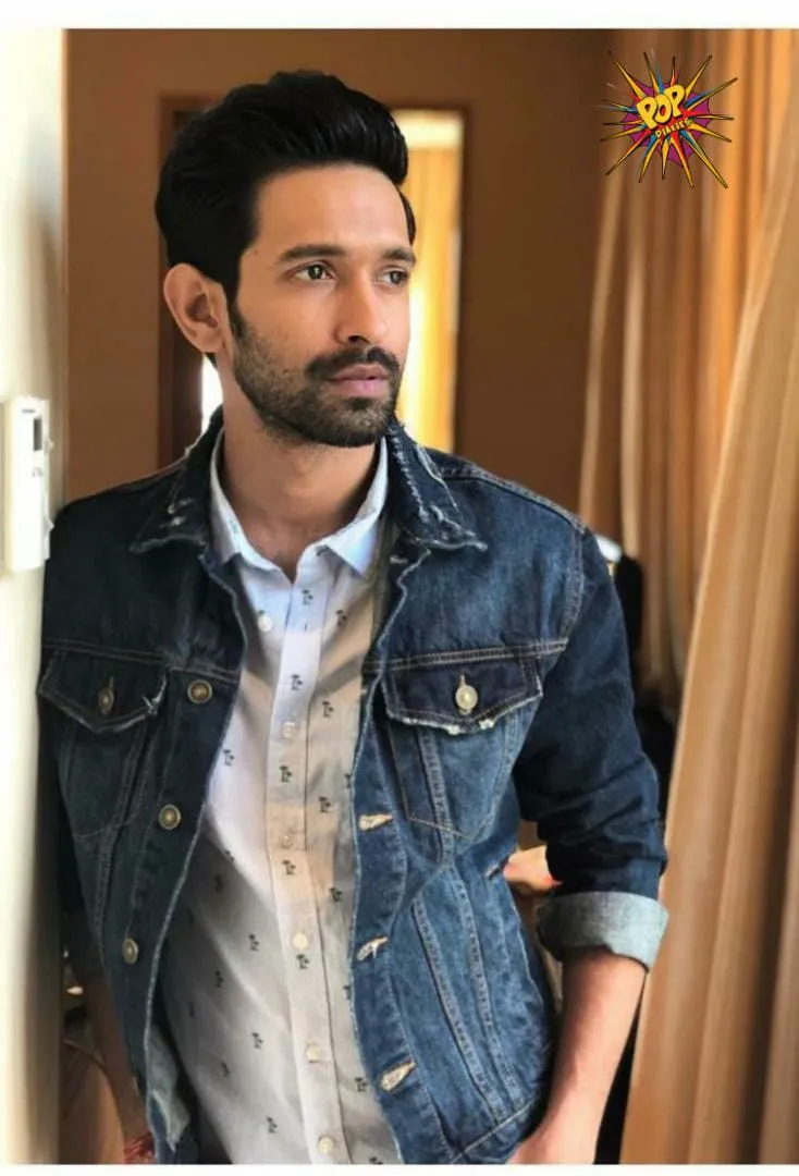 Vikrant Massey currently shooting with co-star, Sara Ali Khan for their next, Gaslight!