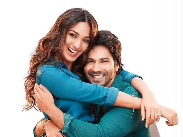 Kiara Advani to get married in two year!?Varun Dhawan asks a report, 'did your parents go to her with proposal' as the reporter ask about marriage 